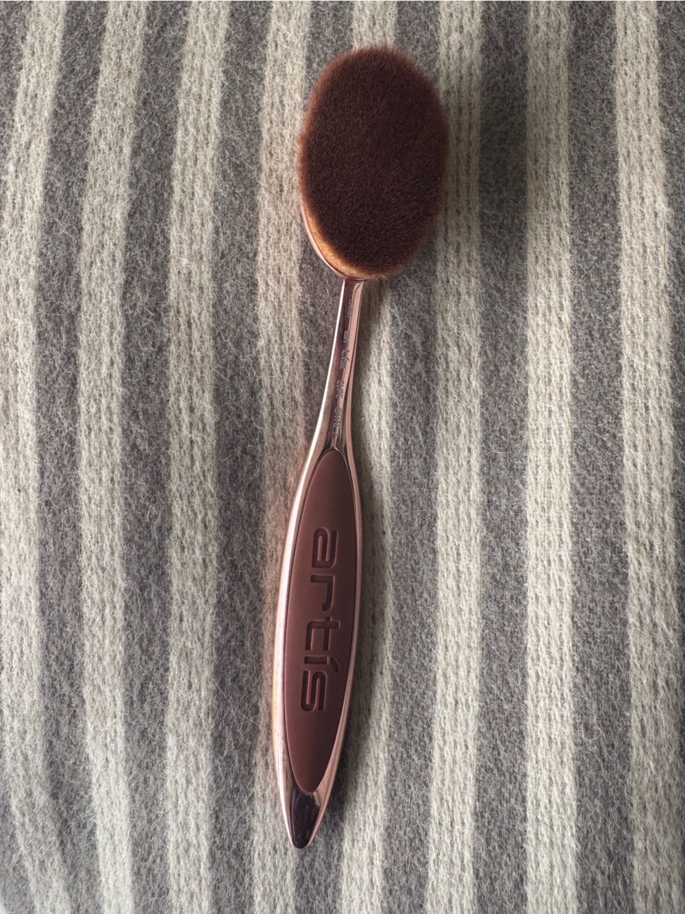 artis Oval Makeup Brush in Rose Gold with Brown Bristles